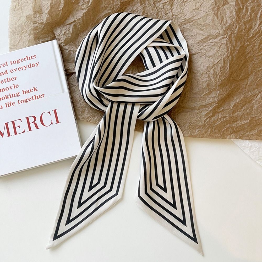 Élégant foulard imprimé à rayu - Silk Tie Striped avis et prix