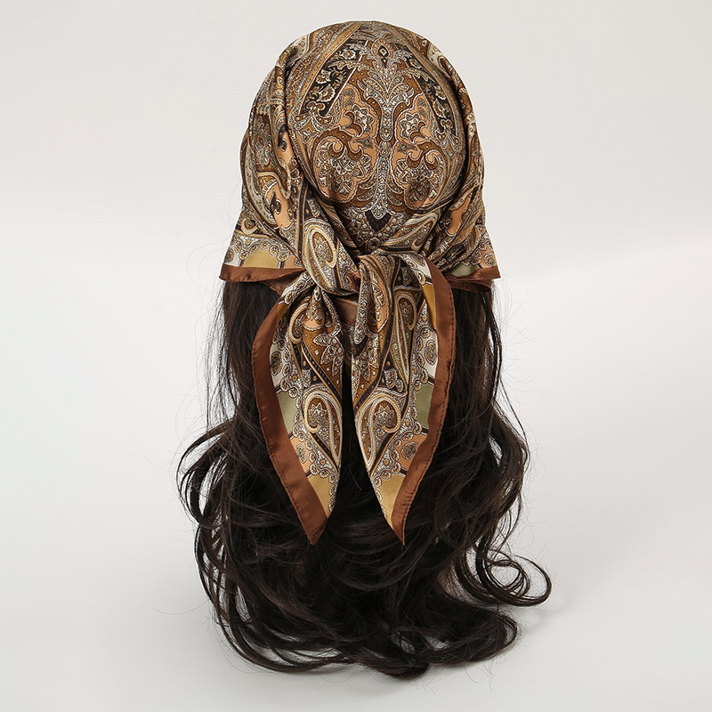Foulard carré imprimé de style - Face Scarf Mask avis et prix