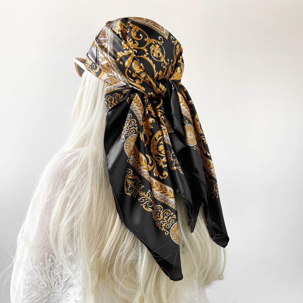 Foulard carré en satin de soie - Face Scarf Mask avis et prix