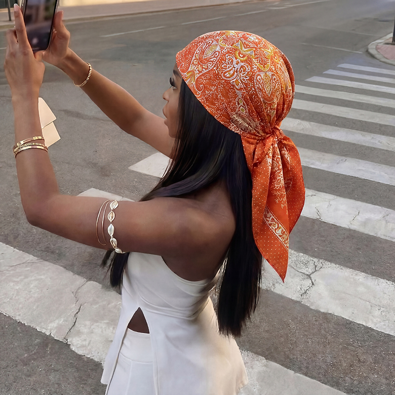 Foulard carré en soie pour fem - Scarf Silk Square avis et prix